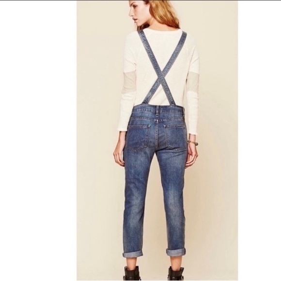 Free People Distressed Blue Denim Overalls Medium Wash Size 26 - Picture 2 of 8